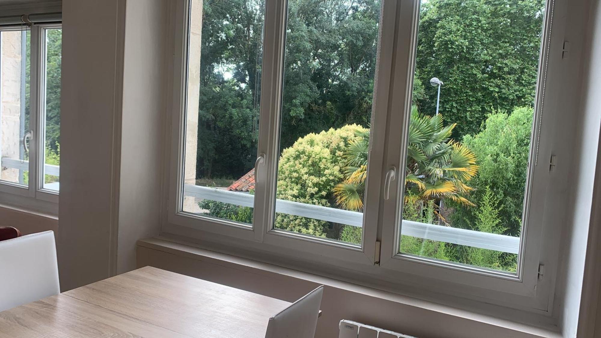 L'Appart Sur Jardin 42M2 Tres Calme 拉罗歇尔 外观 照片